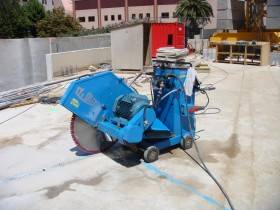 Sciage de sol pour découpe de trémies à l'Hôpital Saint-Joseph de Marseille